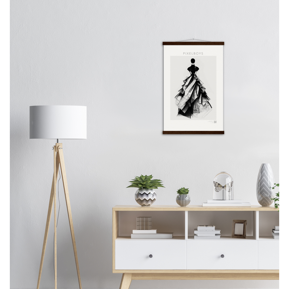 Haute Couture Poster Set mit Leisten aus Holz - Wandbild - Haute Couture - No. 5 - "Ambre" - Künstler: "The Unknown Artist Nb. 517" Wandbilder - Kunstdrucke - Pixelboys - Atelier - Milano - Berlin - Munich - Madrid - New York - Dubai - Paris - Tokio - Rom -