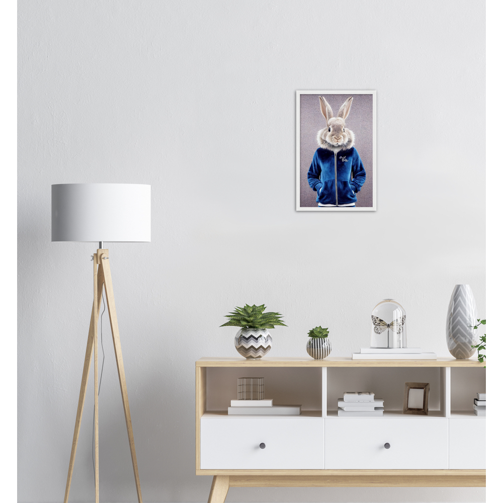 Poster mit Rahmen (Holz) - Bunny in blue Tracksuit - "Caesar" - Gang - Wandbild - Ostern - Geschenkidee - Osterhase - Bunny Crew: "Caesar" - "Constantin" - "Titus" - "Cleo" - Weisser Hase - Easter Bunny - Cute - blue Tracksuit - sweats - Gang - Modemarke -Pixelboys Brand - Caesar der Hase - Meister Lampe - Hase - Kaninchen - Karnickel - Stallhase - Künstler: "Pixelboys" - Atelier - Germany - Berlin - France - Paris - Italy - Rom - USA - America - New York City - Los Angeles - Chicago - Houston 