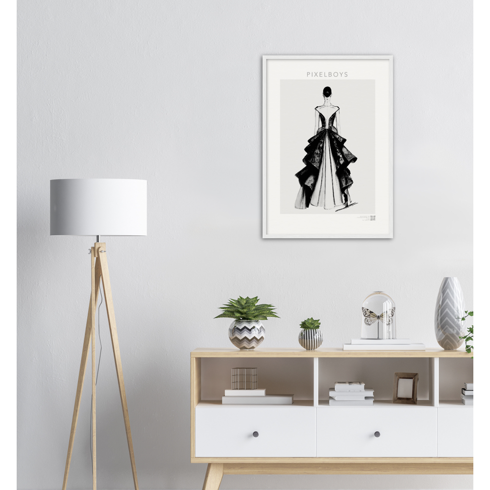 Haute Couture - Poster Set mit Rahmen aus Holz - Haute Couture - No. 6 - "Lina" - Künstler: "The Unknown Artist Nb. 517" Wandbilder - Pixelboys - Atelier - Milano - Berlin - Munich - Madrid - New York - Dubai - Paris - Tokio - Rom - Lisbon -