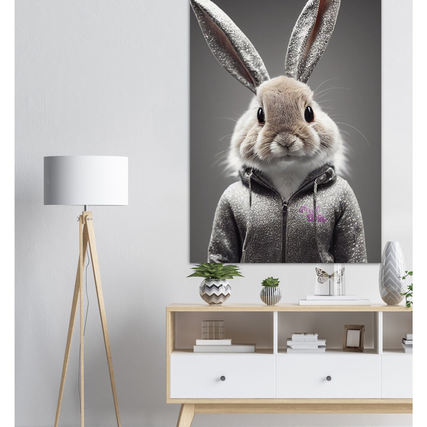 Poster in Museumsqualität - Bunny in grey tracksuit - "Cleo" - Cute - Marke:Pixelboys - Brand - Art Prints - Marke - Wandkunst - Papierstärke: 250g/qm - Wall Art - Bunny crey - Skater Betty - Hasen Gang - Original - Künstler:Pixelboys - Poster with frame - Office Poster - Trend - Wandschmuck - Atelier USA - 